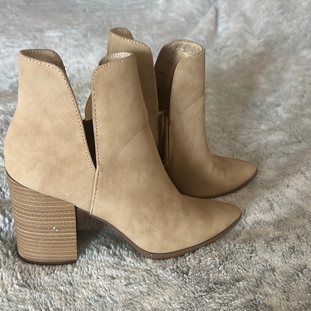 Pink Lily Tan Ankle Booties